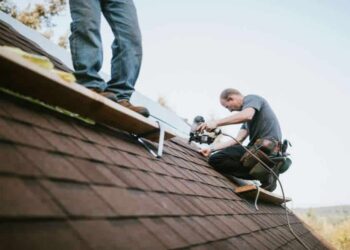 How to Choose the Best Roofing Contractor Near You